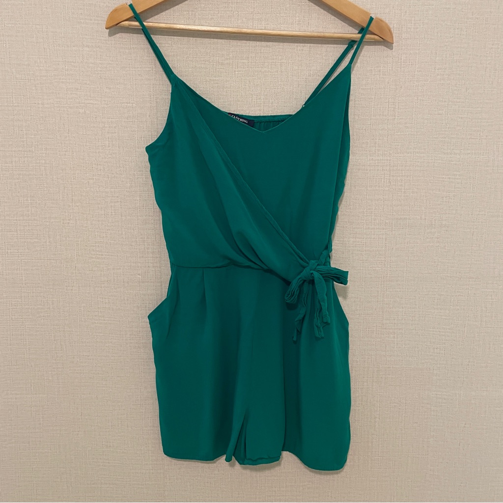 One Clothing Kelly Green Romper. Size: Medium
